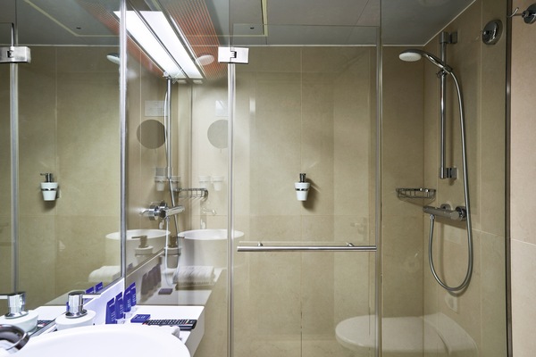 Marella Cruises, Marella Voyager, Junior Suite 1 ©Tom Fallon.jpg